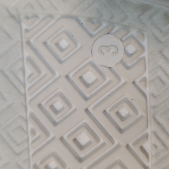 Glittery Fashion Sneakers - Picture 6 of 8